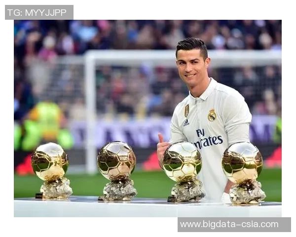 全球最帅足球球星团队：颜值与实力并存的梦幻阵容解析