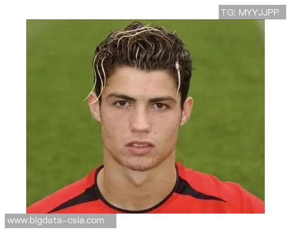 C罗同款发型大热引领时尚潮流女孩新风尚